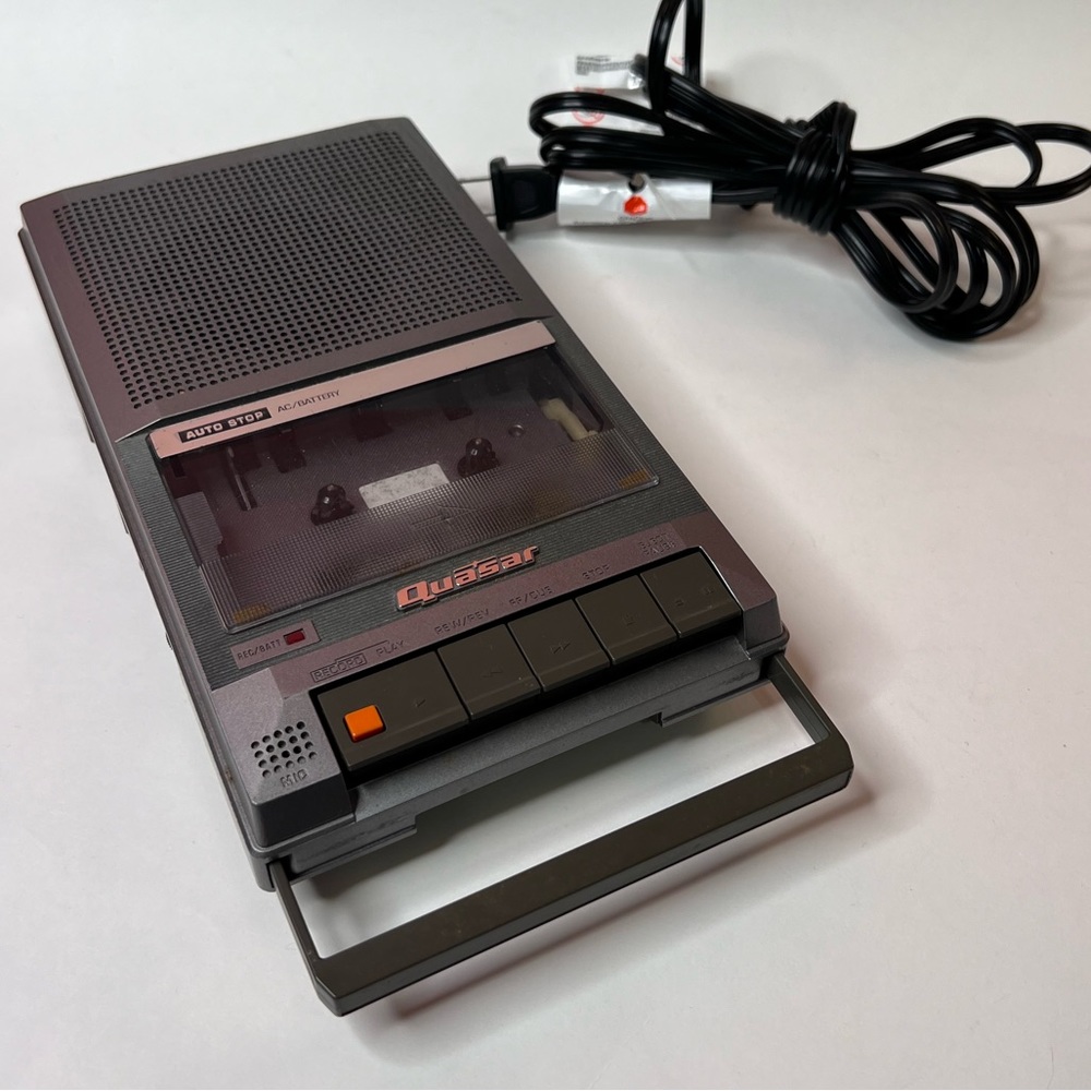 Quasar Cassette Player and Recorder with Power Cord